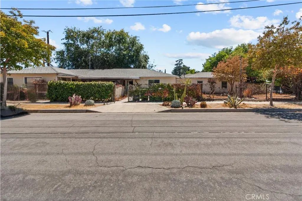1344 N Parish Pl, Burbank