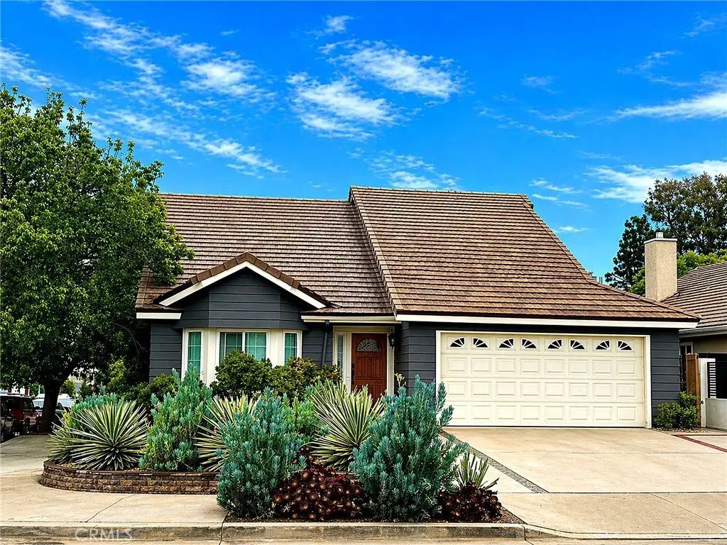 21100 Vintage, Chatsworth