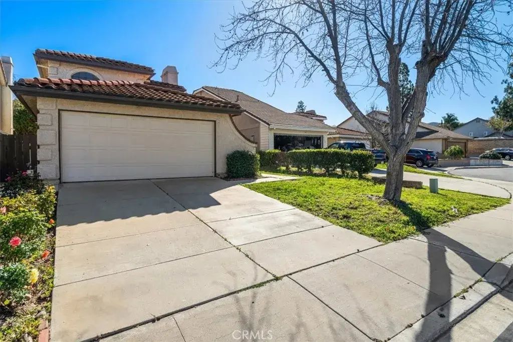 832 Chelsea Court, Simi Valley