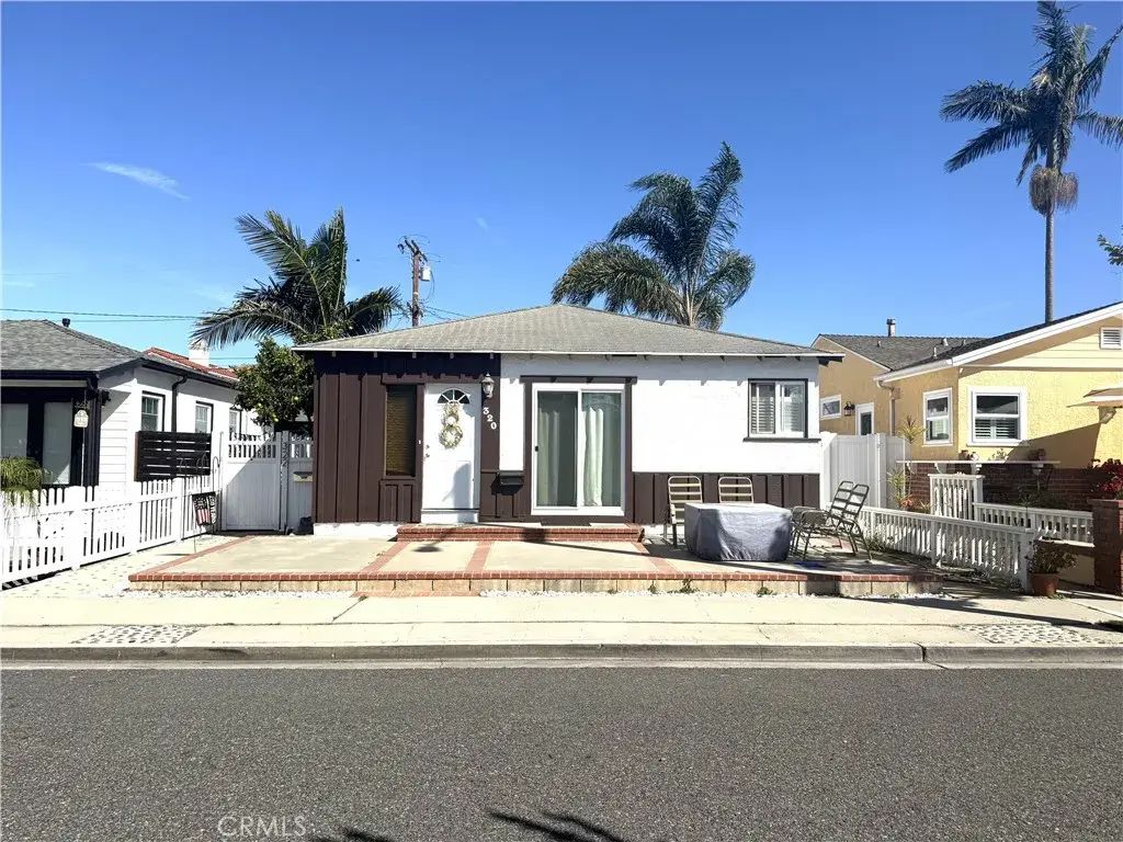 320 14th Street, Seal Beach