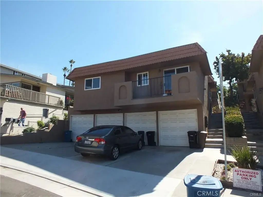 313 Avenida Santa Barbara B, San Clemente