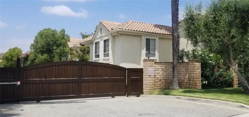 4201 Las Virgenes Road 206, Calabasas