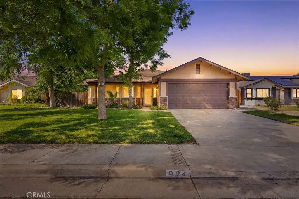 924 Greenwood, Hanford