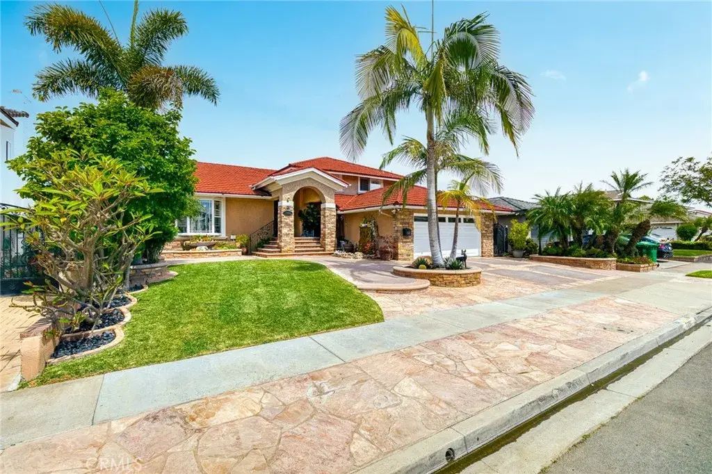 7281 Rockmont, Westminster