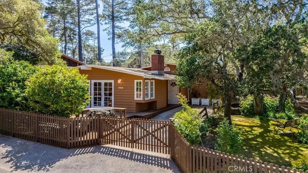 1669 Cardiff Drive, Cambria
