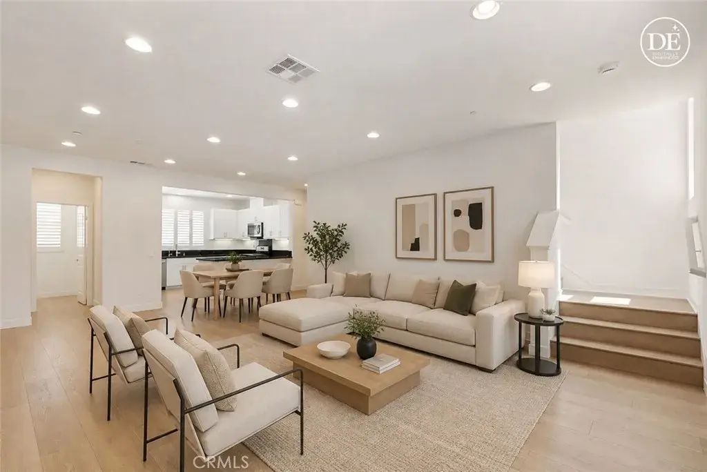 5750 Acacia, Lakewood