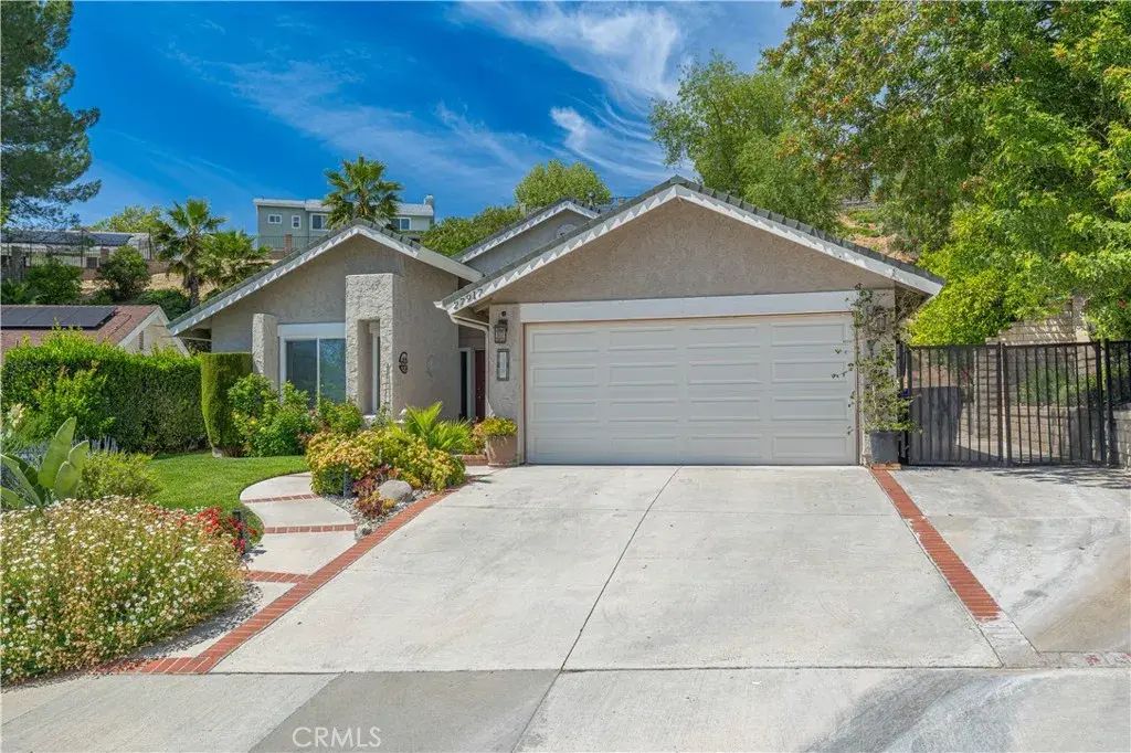 27917 Redwood Glen Road, Valencia