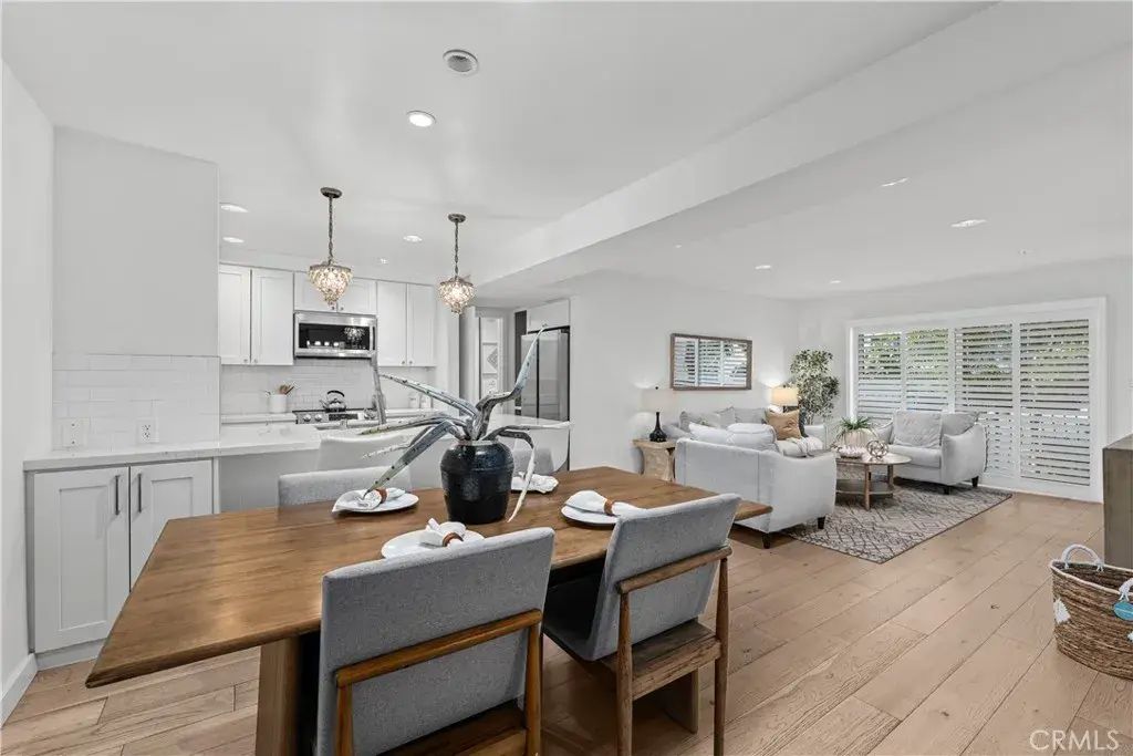 5257 Radford Ave 101, Valley Village
