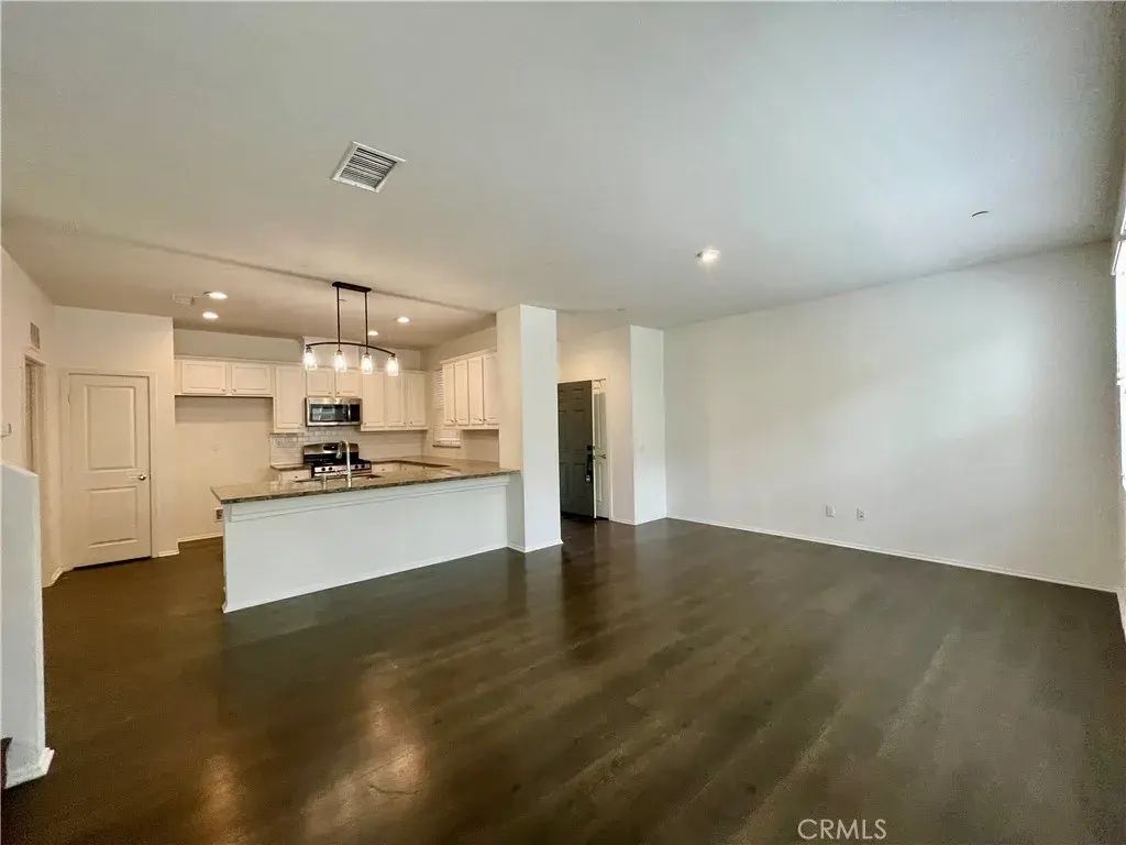 205 W Via Presido 85, Ontario