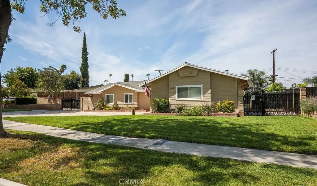 6023 Academy, Riverside