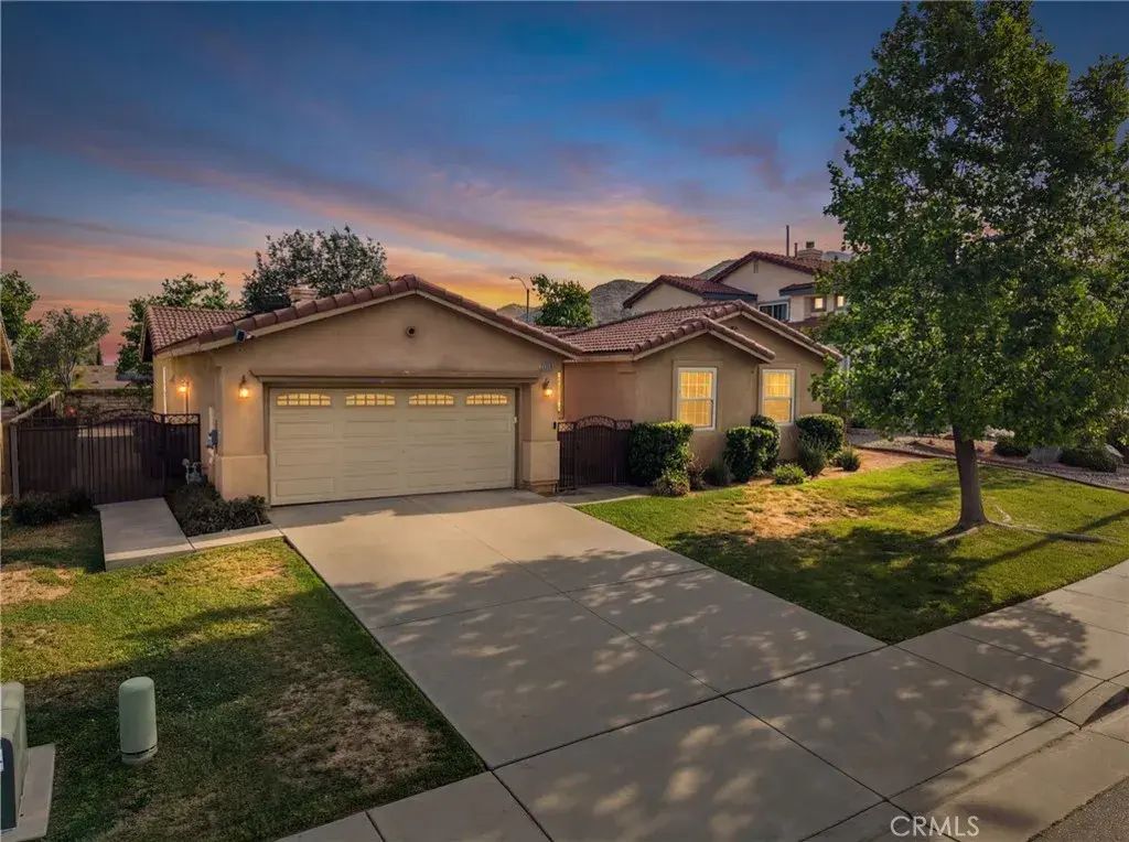 23039 Montalvo, Moreno Valley