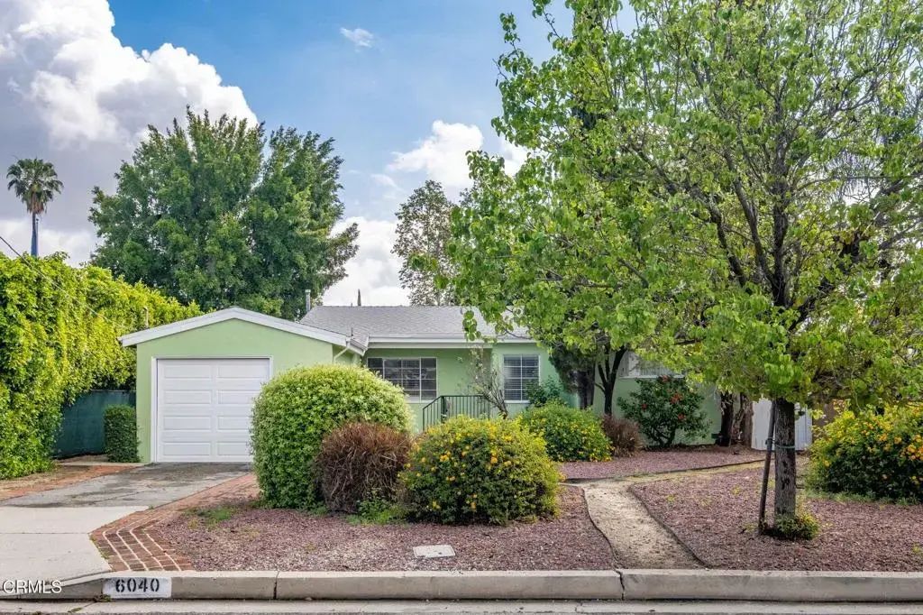 6040 Laurelgrove Avenue, North Hollywood