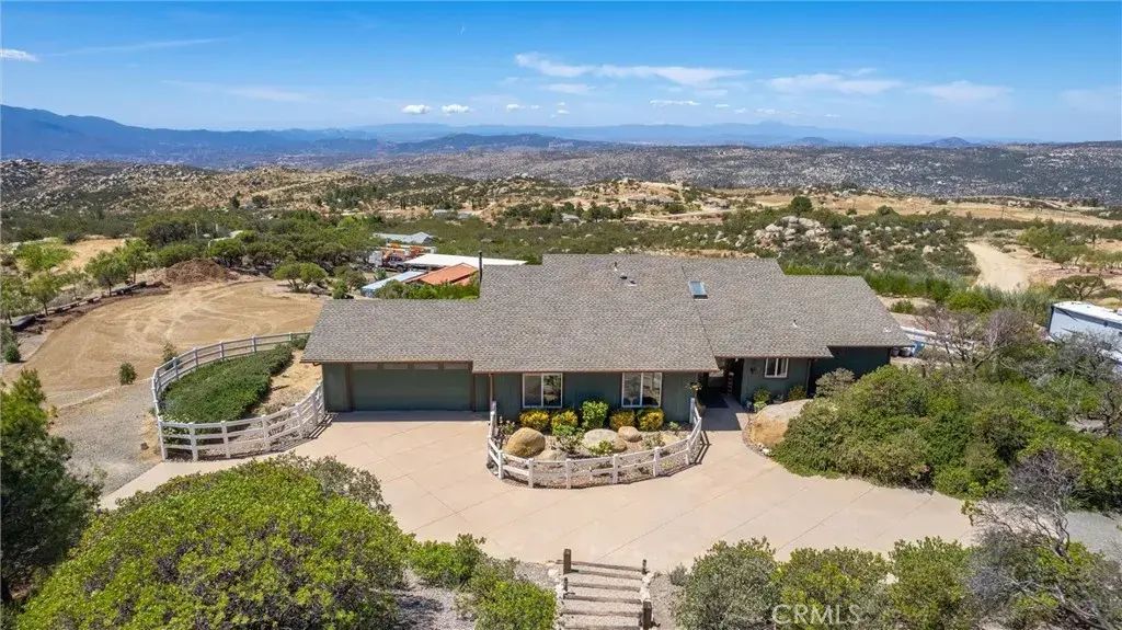 40230 Crazy Horse Canyon Road, Aguanga