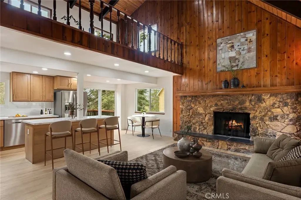 1076 Grass Valley Road, Lake Arrowhead