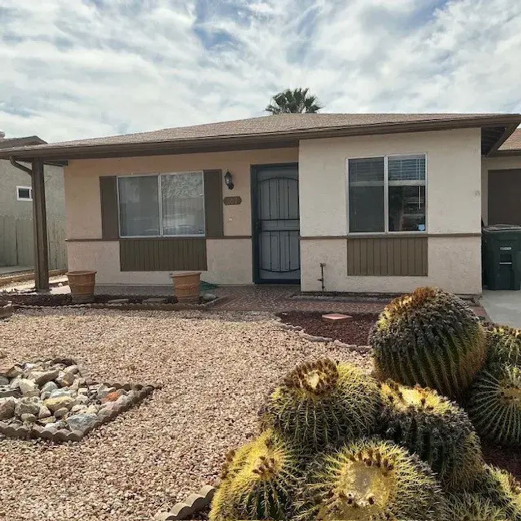 601 Corona Street, Hemet
