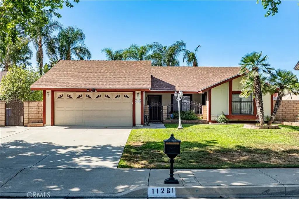 11261 Wayfield Road, Riverside