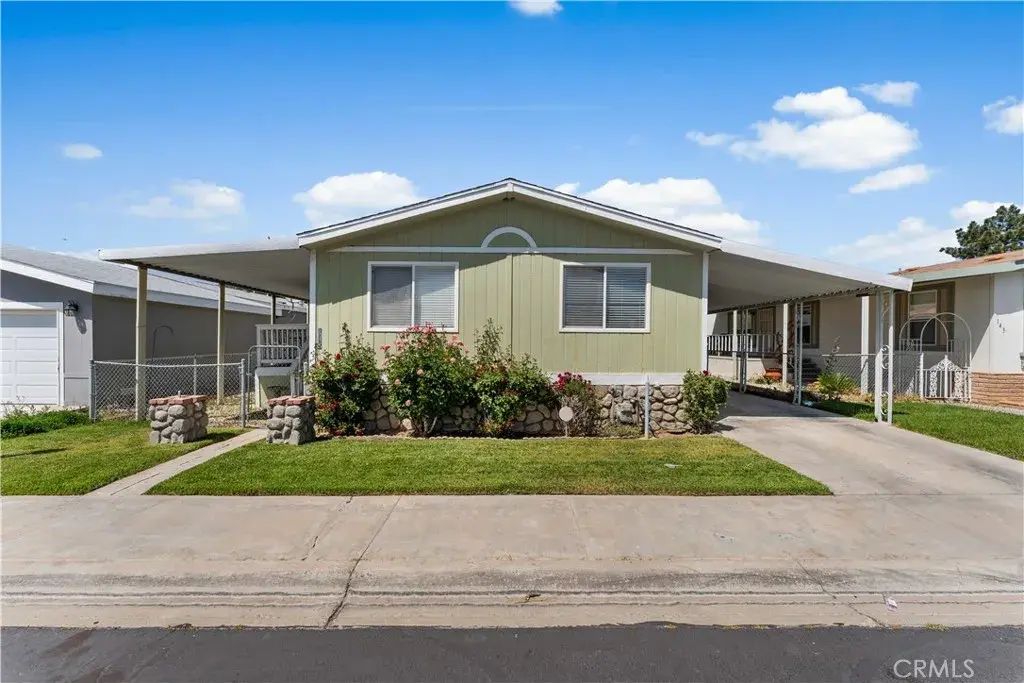 1501 E Avenue I 145, Lancaster