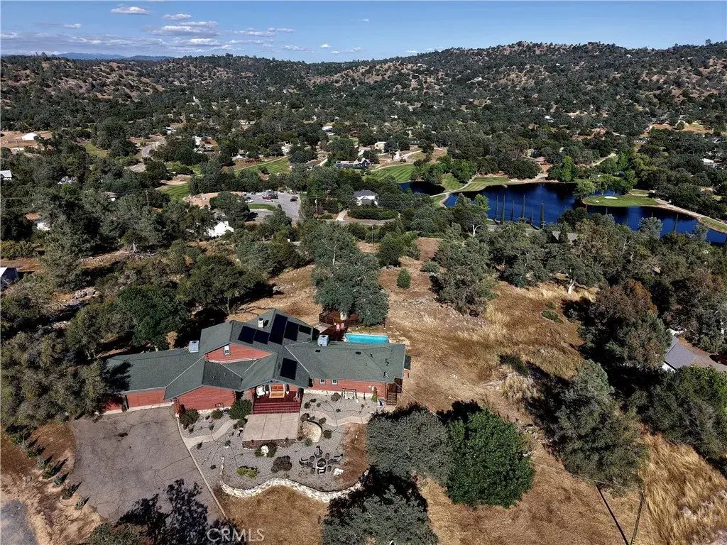 42366 Holiday Way, Coarsegold