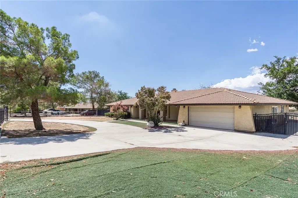 13114 Choco, Apple Valley