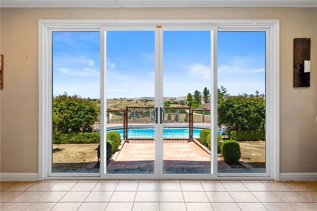8580 Warren, Paso Robles
