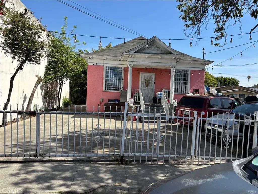 115 E 36th, Los Angeles