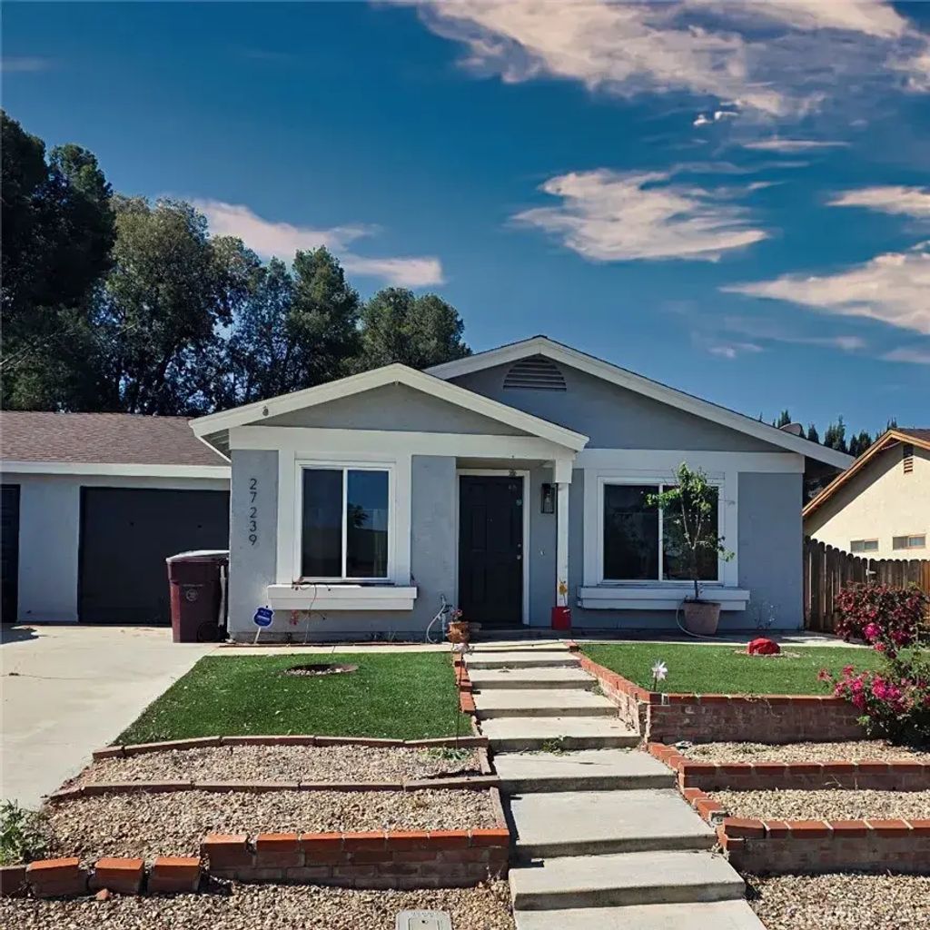 27239 Coronado, Menifee