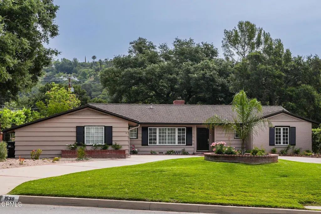 1538 Highland Oaks Drive, Arcadia