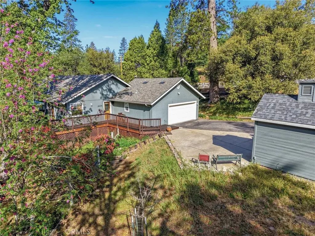 37927 China Creek, Oakhurst