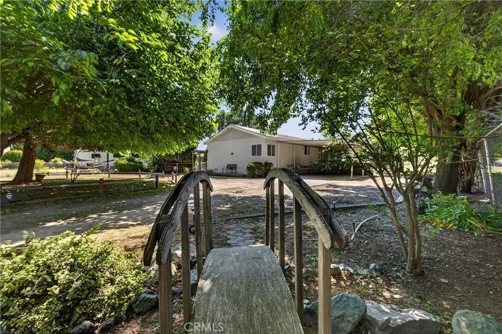 32 Sheldon, Gridley