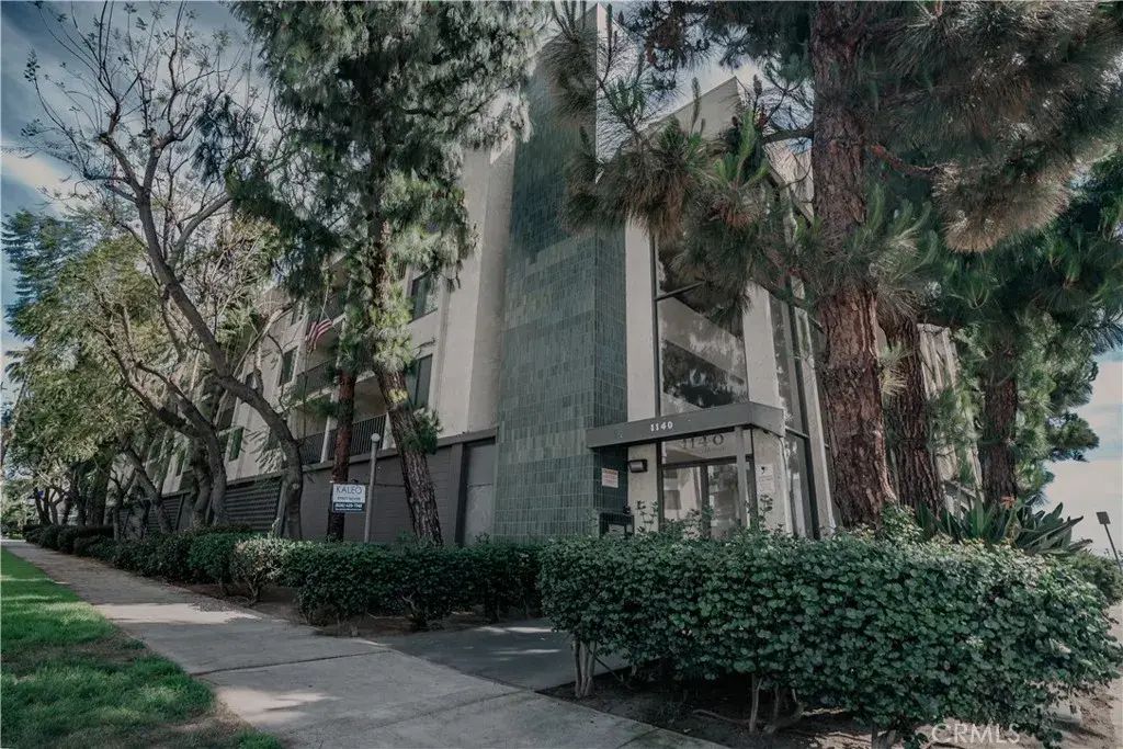 1140 E Ocean 325, Long Beach