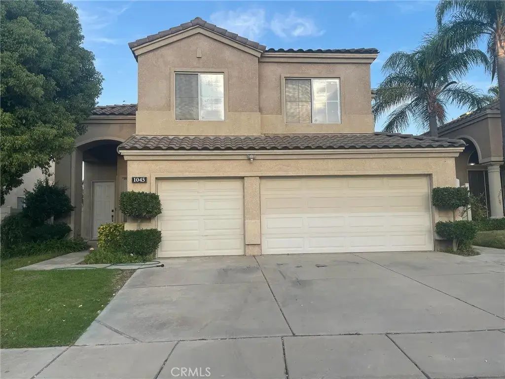 1045 La Marillo Circle, Corona