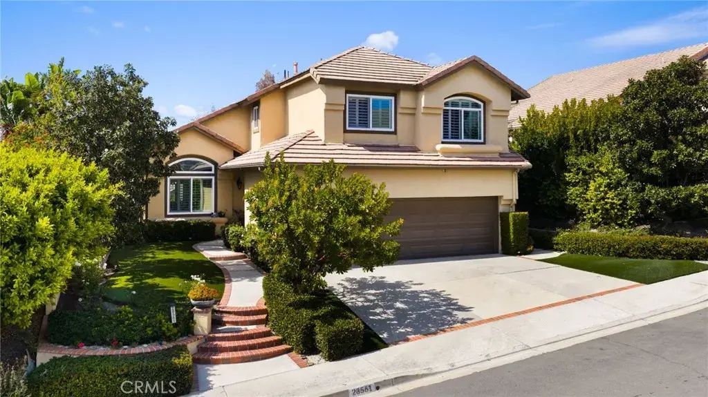 28561 Camelback, Trabuco Canyon