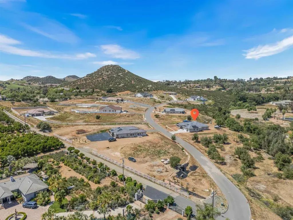 29527 Viking View Lane, Valley Center