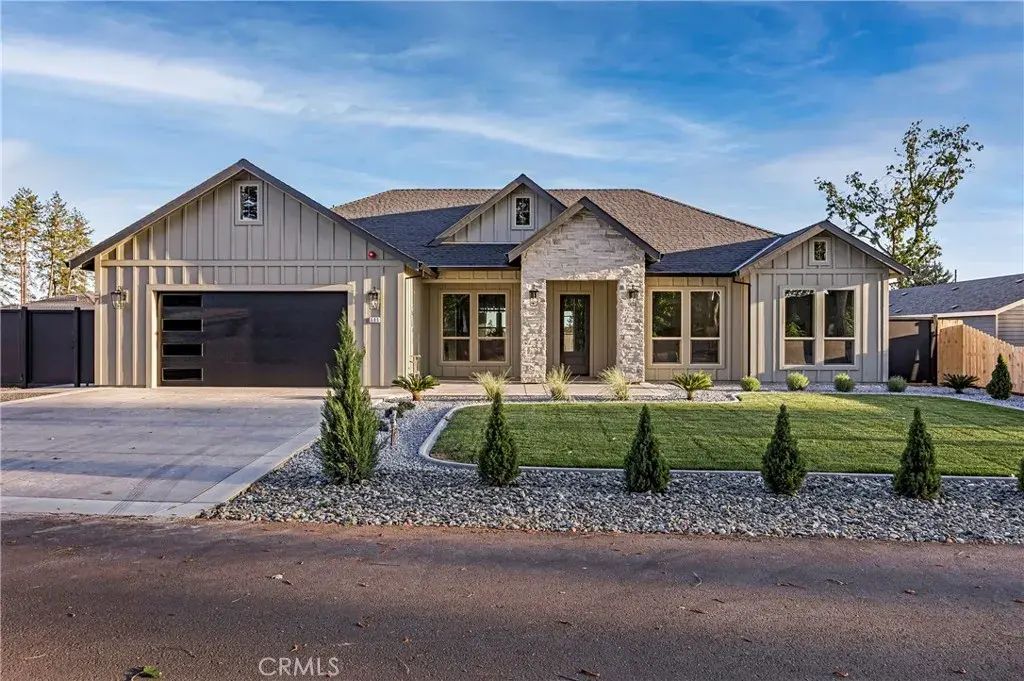 500 Sunset Drive, Paradise