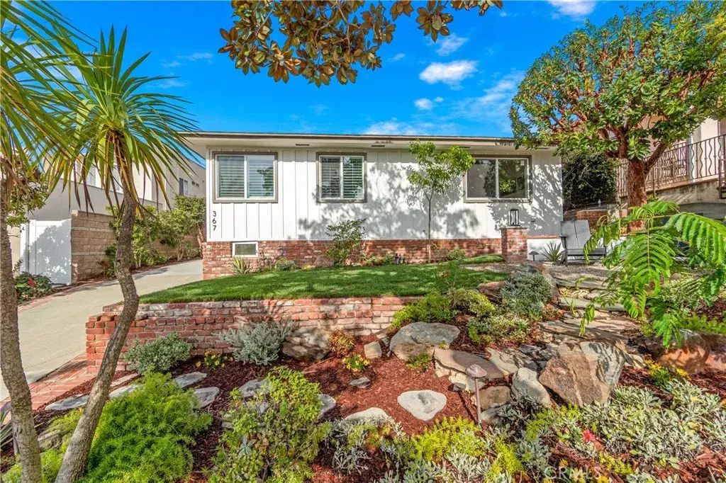 367 Ultimo Avenue, Long Beach