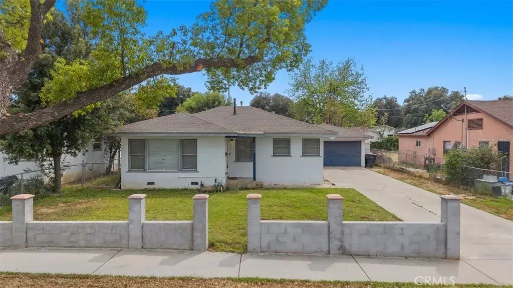 3498 Holding, Riverside