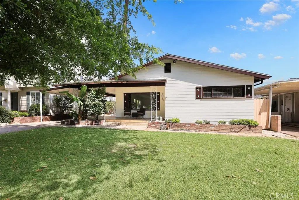 228 N Almansor, Alhambra