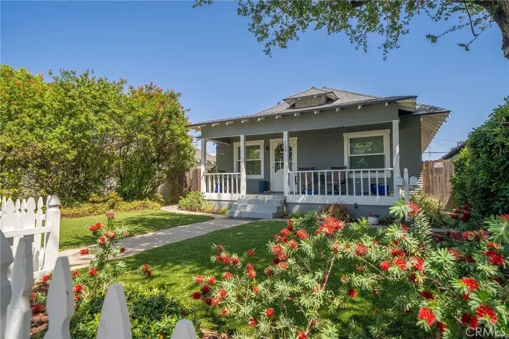 124 N Vista Bonita Avenue, Glendora