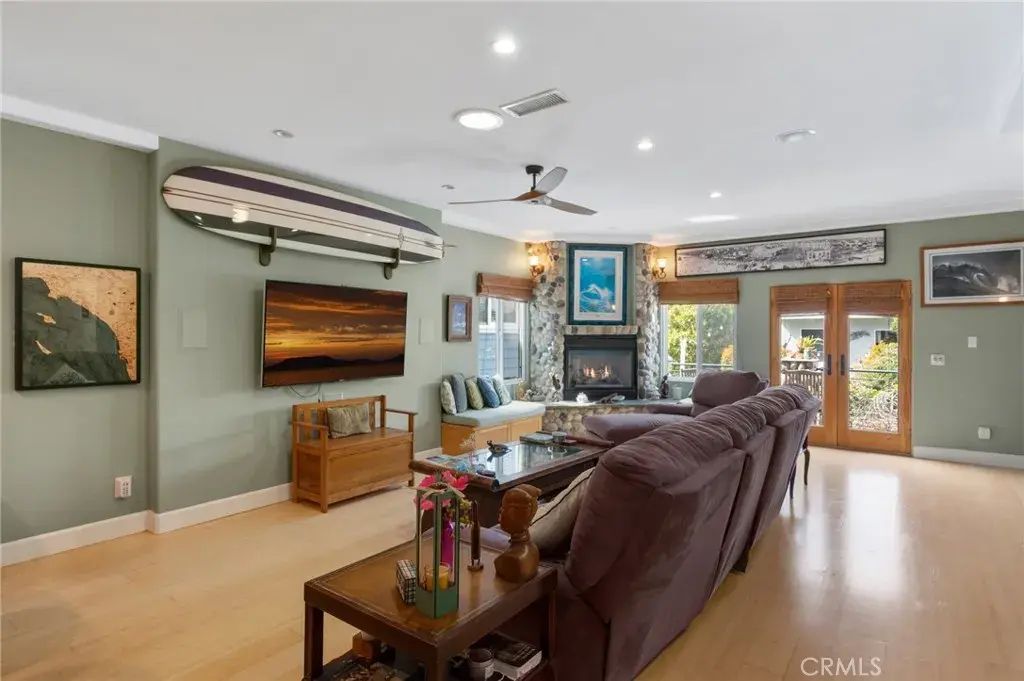 310 30th, Hermosa Beach