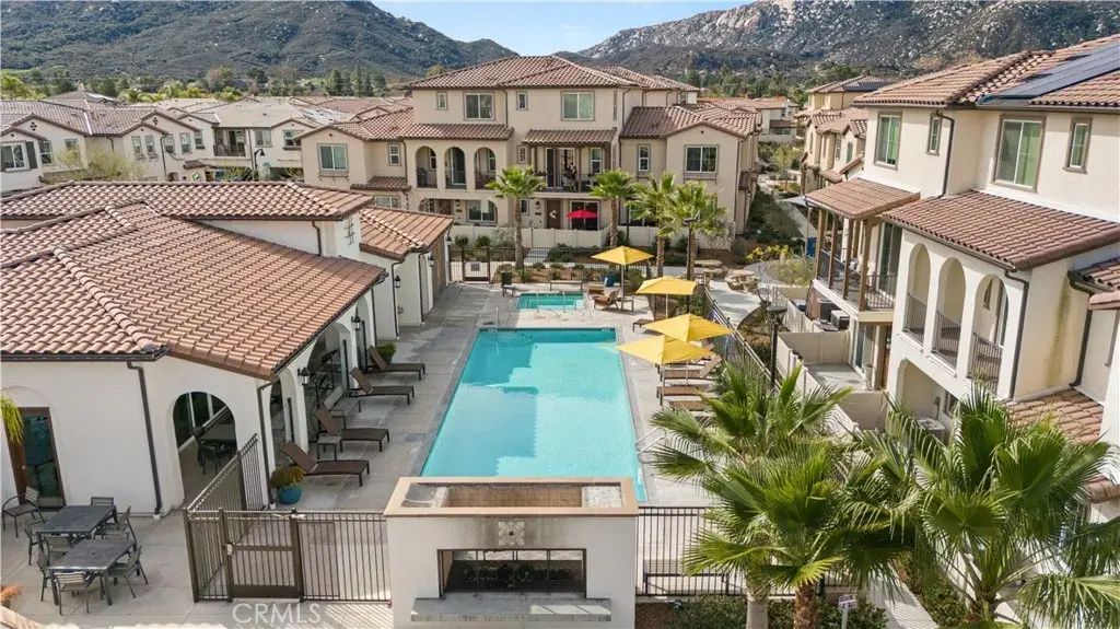 31305 Via Nubes, Temecula