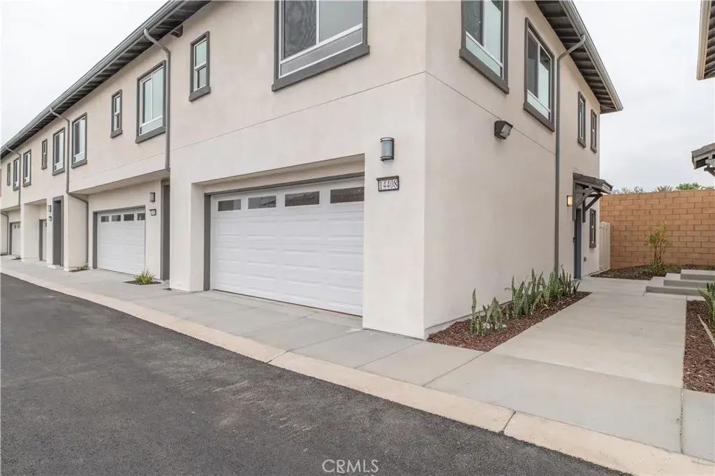 14407 Maraschino Avenue, Fontana