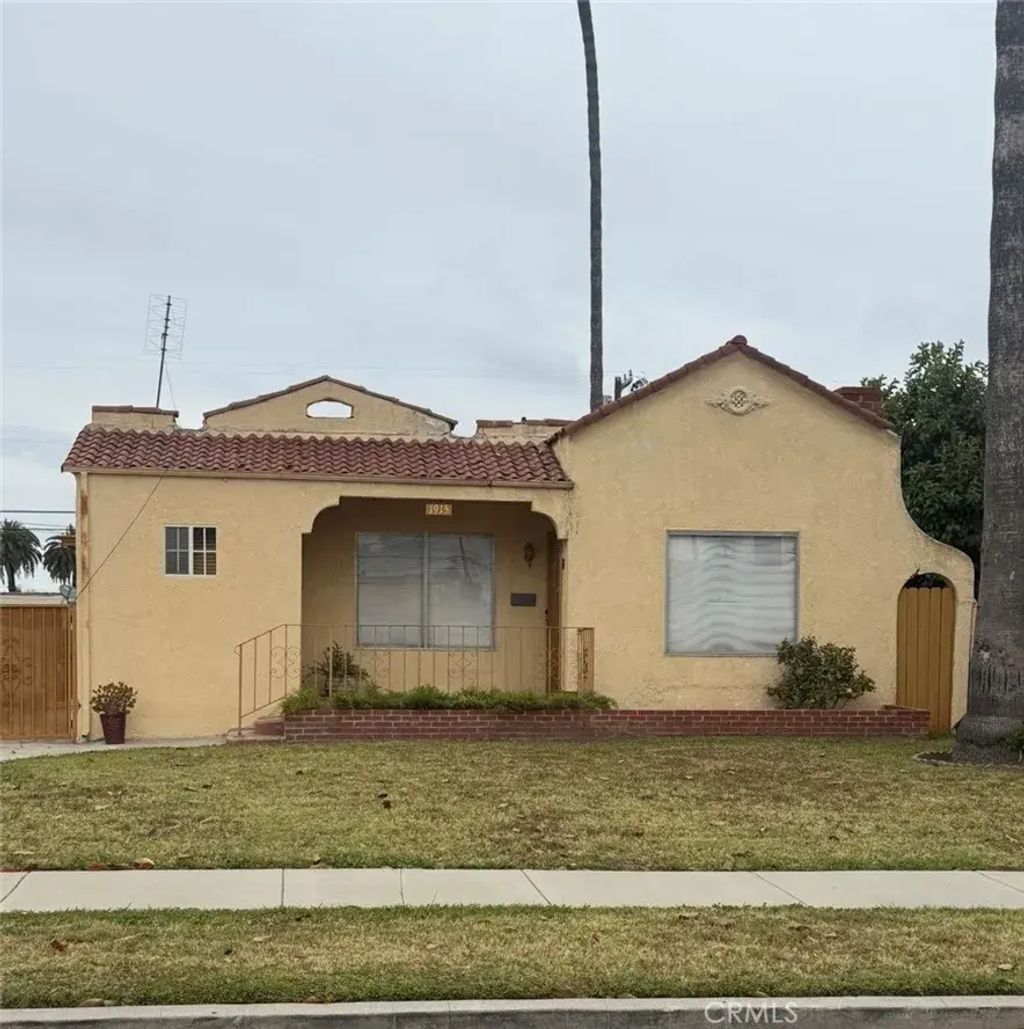 1915 W 75th Street, Los Angeles