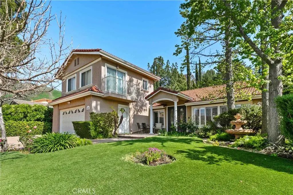 28820 Calabria, Agoura Hills