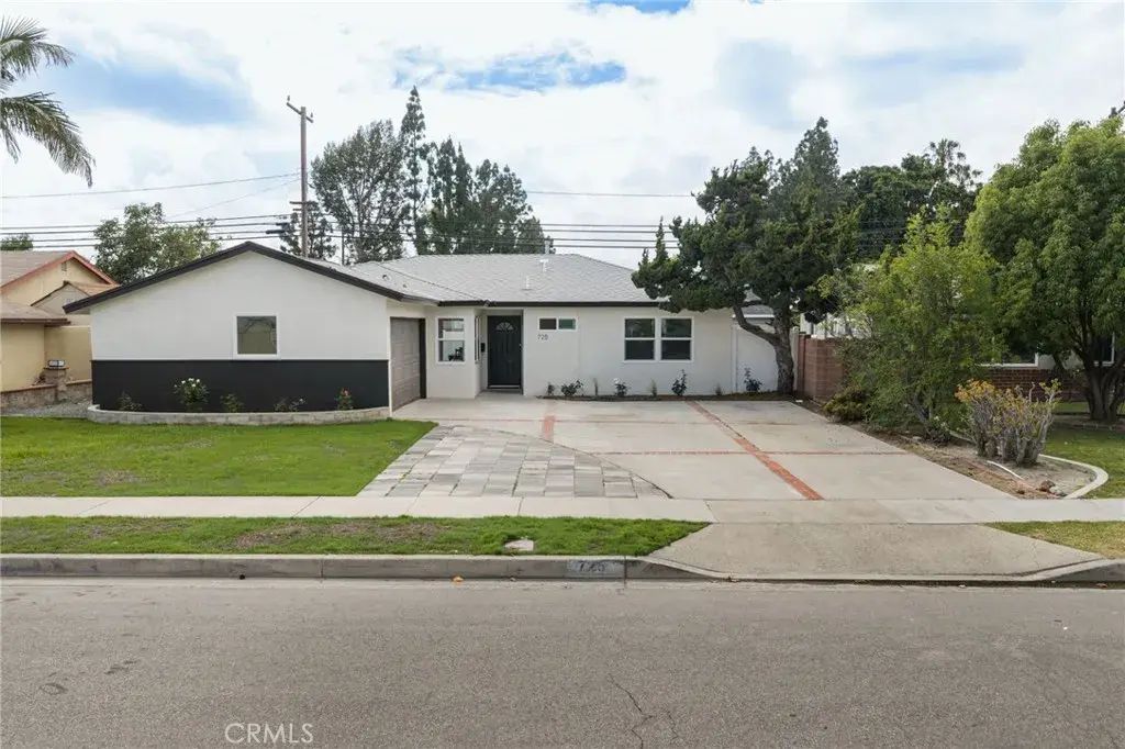 725 N Hanover, Anaheim