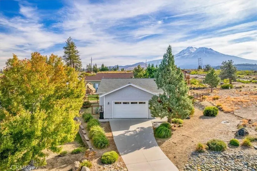 5946 Prairie Dog Ct, Weed