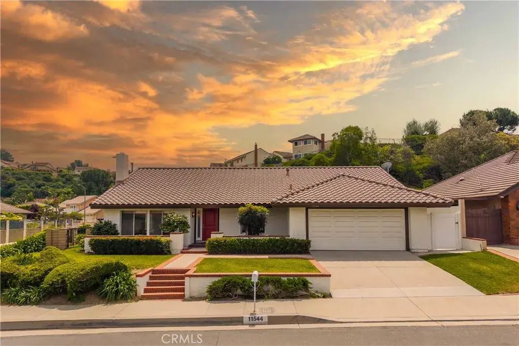 11544 Sierra Sky, Whittier
