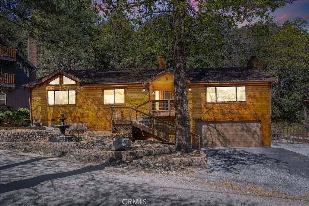 5820 Acorn, Wrightwood