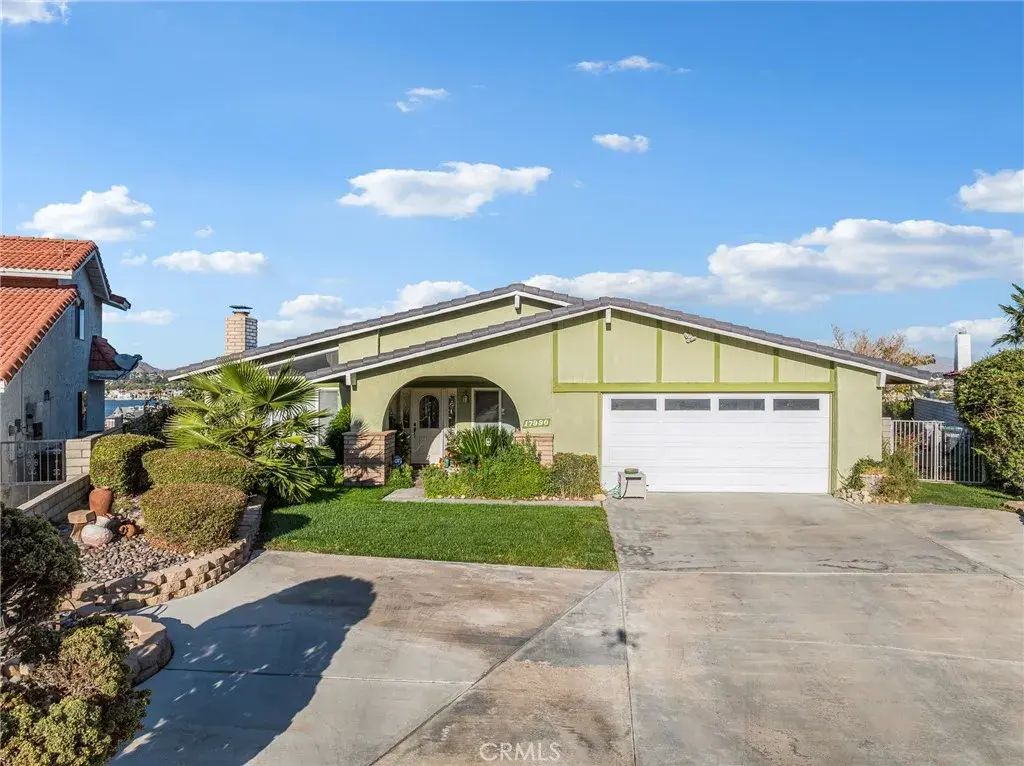 17990 Fremontia, Victorville
