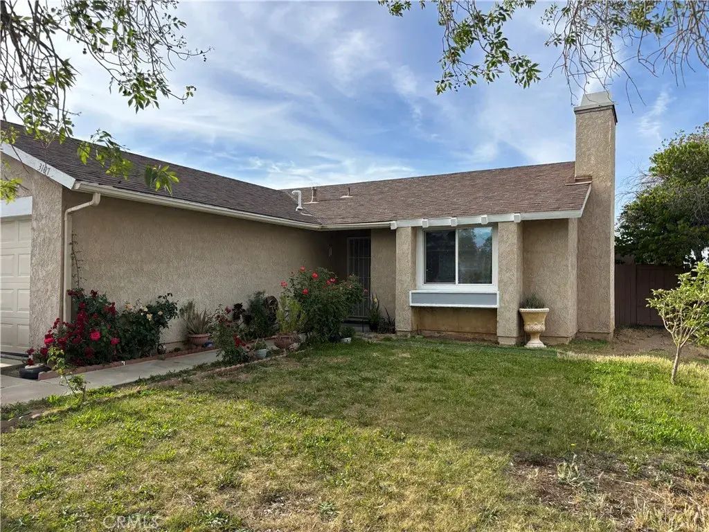 3107 E Avenue R5, Palmdale