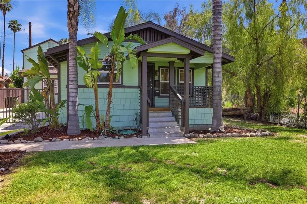 1132 E Citrus Avenue, Redlands